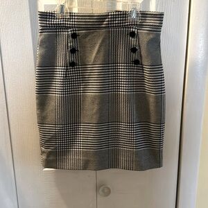Black/white skirt